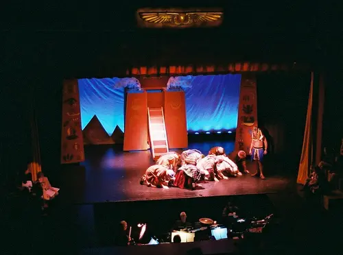 2009 Joseph and the Amazing Techincolor Dreamcoat — photo 3