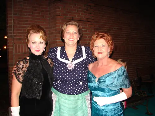 2009 The Women — photo 21