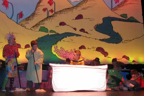 2011 Seussical — photo 18