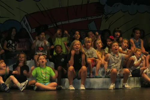 2011 Seussical — photo 9