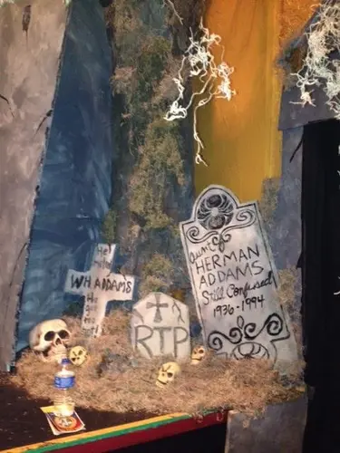 2014 Addams Family — photo 27