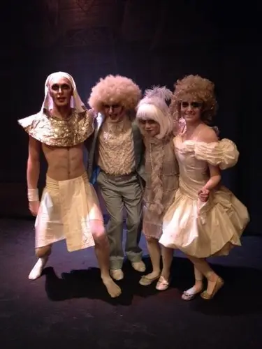 2014 Addams Family — photo 11